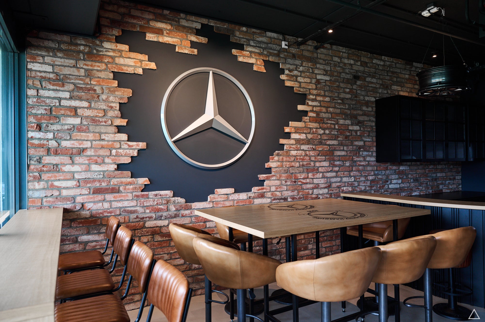 Mercedes Loge
